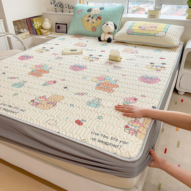 Trīs daļu lateksa dzesējošais gulēšanas komplekts – dabīgs latekss, lateksa saturs 80-90%, adījums ar drukas rakstu