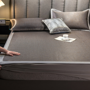 Proljetno-ljetni set posteljine visokog kvalitete s hlađenjem Ice Silk mat za krevet 1,8 m, tro-dijelni set posteljine (mat, ravna plahta i plahta s gumom).