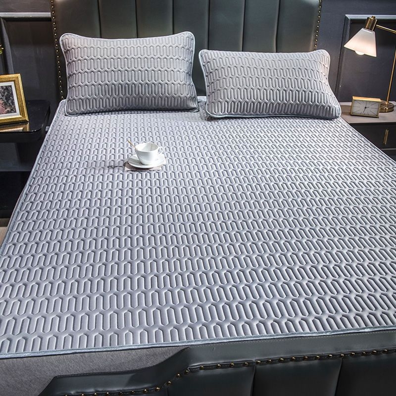 Dabīgs lateksa dzesējošais paklājiņš, trīs gabalu komplekts, ledus-silkas virsma, mājas un studentu kopmītnēs, drukāta šūšana, lateksa saturs <70%