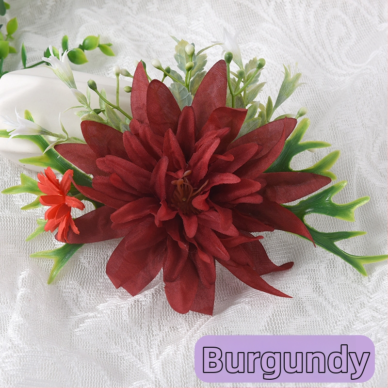 Aizkariem saitīte ar mākslīgiem ziediem — Ming Shi, Materiāls: Mākslīgie ziedi, Stils: Mūsdienīgs minimālisms, Pielāgojams