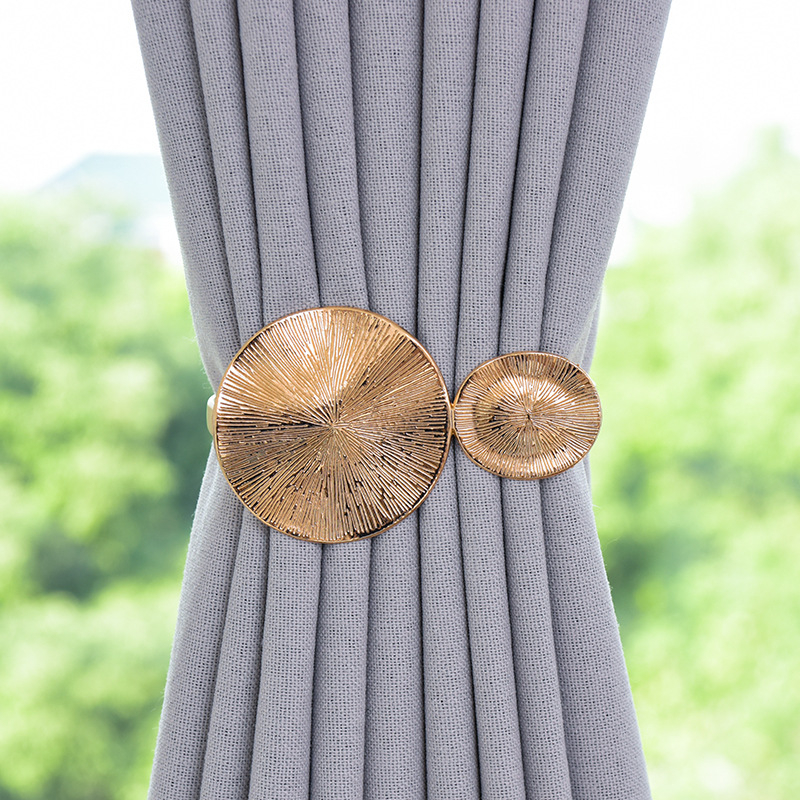 Aizkaru josta ar metāla lapu ornamentu – leģeris, mūsdienīgs minimālisma stils, aksesuārs pakarināšanai gredieniem