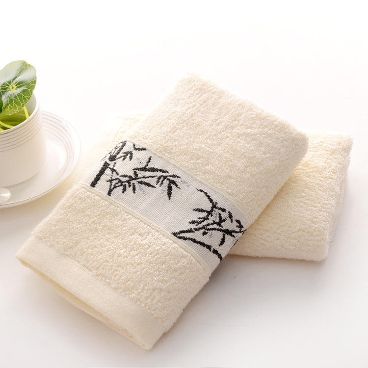 Ručnik za lice od bambusovih vlakana, Jacquard pletenje, težina 100–120 g, udio bambusovih vlakana 70%, prilagodljiva obrada