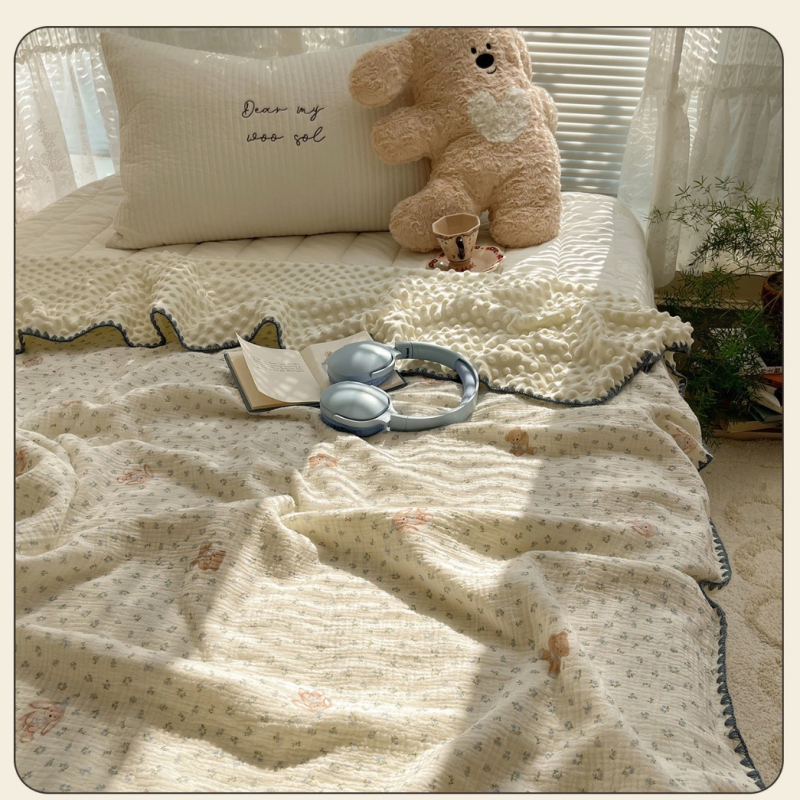 Segas - retro kokvilnas + poliestera maisījums, viegls (<300 g), pavasaris un rudens, raksts: karikatūras stils (Materiāls: kokvilna + poliesters; Svars: <300 g; Sezona: pavasaris un rudens; Raksts: karikatūru stils)