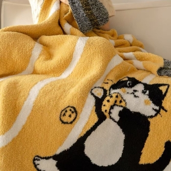 Ins-stila sega ar multfilmu raksturu, poliesters, svars 1,0–1,5 kg, ziemas lietošanai