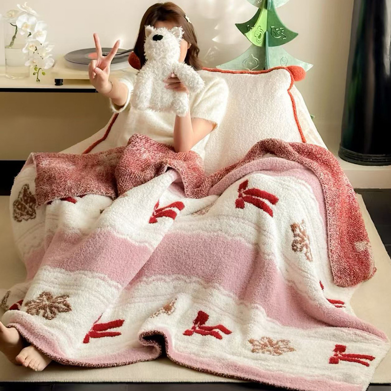 Ins-stila sega ar multfilmu raksturu, poliesters, svars 1,0–1,5 kg, ziemas lietošanai