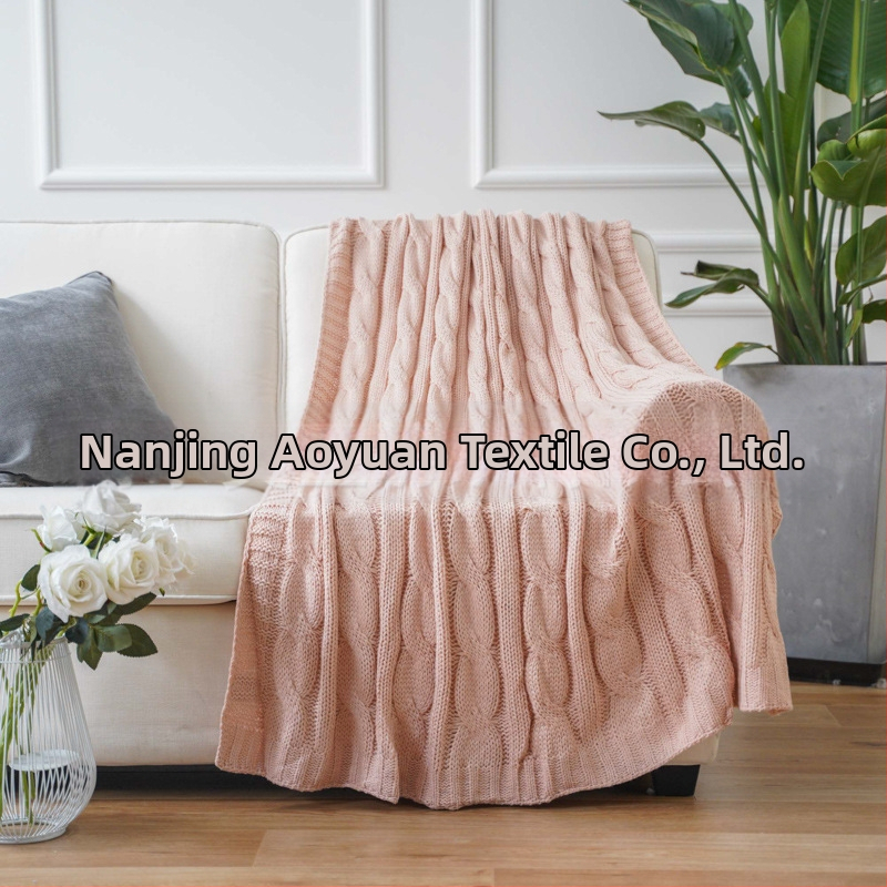 Skandināvu stila dīvāna sega – Akrils, 500–799 g, pielāgota apstrāde, pavasaris un rudens (Akrils; 500–799 g; pielāgota apstrāde; Pavasaris/Rudens)