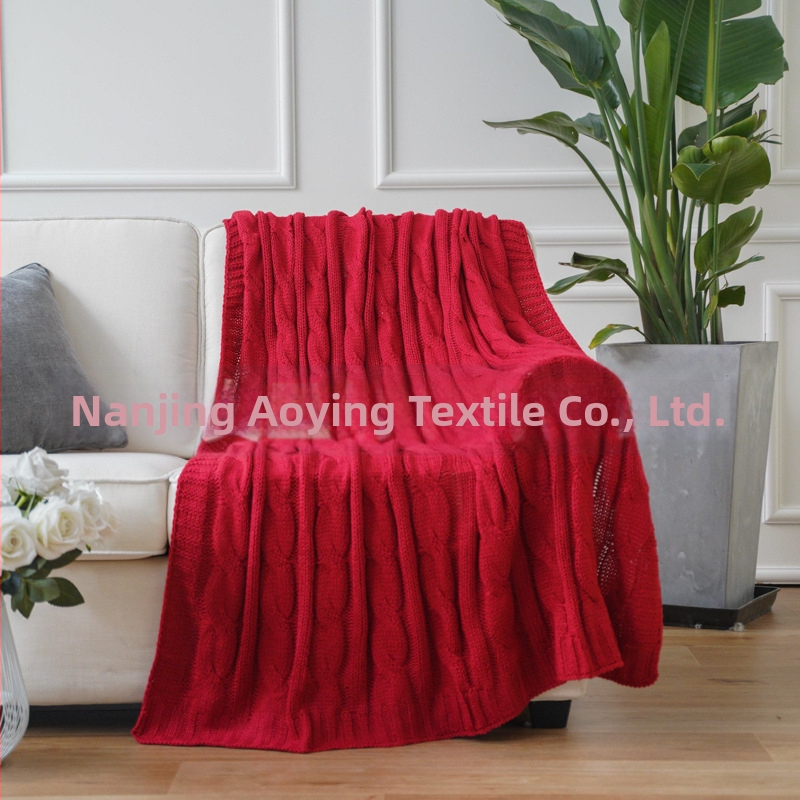 Skandināvu stila dīvāna sega – Akrils, 500–799 g, pielāgota apstrāde, pavasaris un rudens (Akrils; 500–799 g; pielāgota apstrāde; Pavasaris/Rudens)