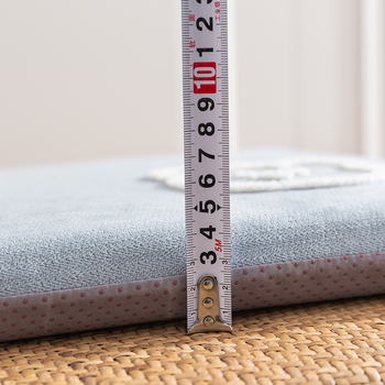 Lai jastuk za stolicu – poliester vlakno, uzorak crtani/anime, prilagodljiv, pogodan za dnevni boravak, ured i studij.