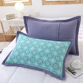 Dvigubo komplektas pagalvių užvalkalai iš šukuotos medvilnės, modelis su karikatūra ir languotu raštu, aplanko stiliaus užsegimas, minkšti ir be pluošto