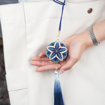 DIY set Temari kugle za šivanje — privjesak za ključeve i vrećica s talismanom za mir, poklon dečku