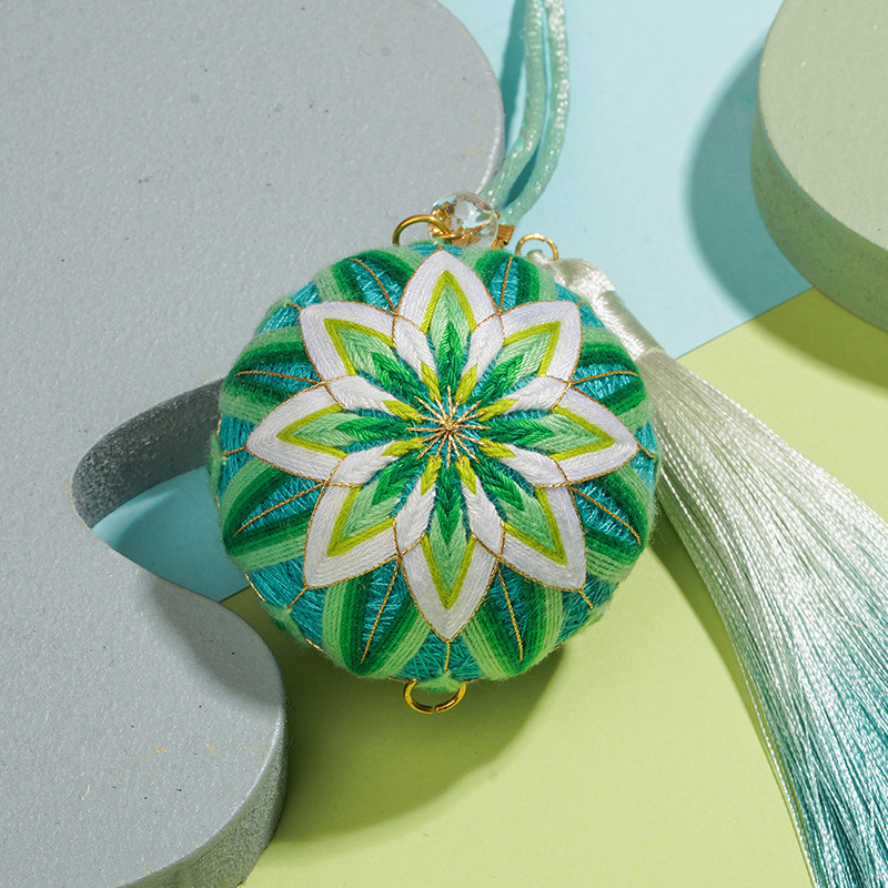 DIY set Temari kugle za šivanje — privjesak za ključeve i vrećica s talismanom za mir, poklon dečku