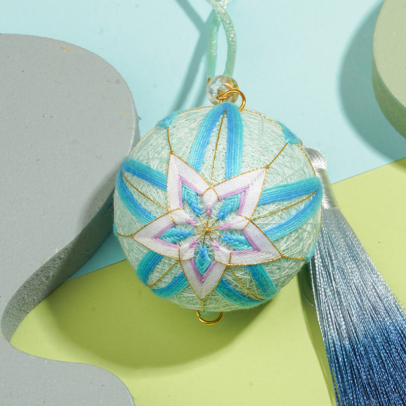 DIY set Temari kugle za šivanje — privjesak za ključeve i vrećica s talismanom za mir, poklon dečku