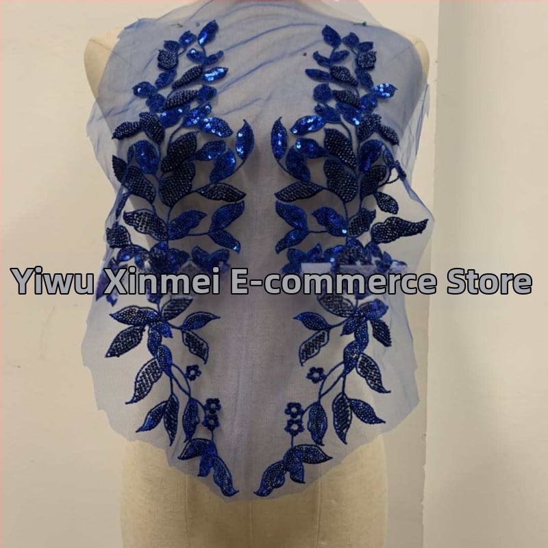 3D pērļu mežģīņu applikācija apģērbam – materiāli: pērļu caurulītes, stikla rīsu pērles, siets, izšūšanas diegs; zīmols Xin Shu; piemērots sieviešu apģēbum, kāzu kleitai; pielietojums: Hanfu, kleitas, balles apģērbs; process: pērļu izšūšana