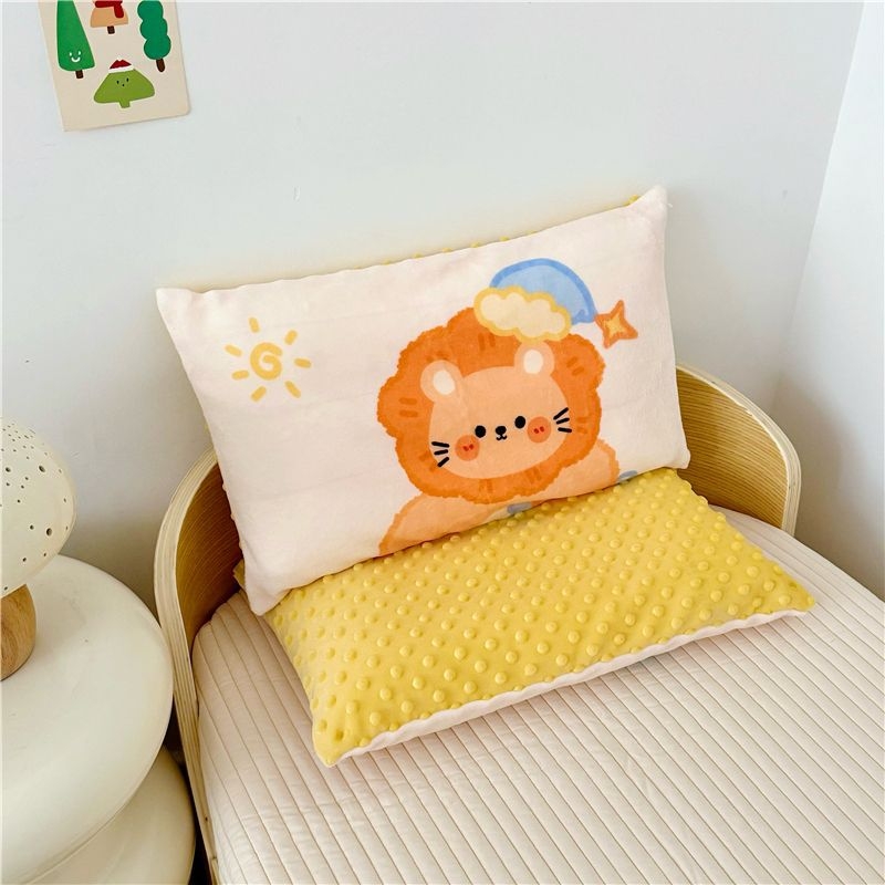 Dječja jastučnica od mliječnog velura, 30×50 cm, podstava od flisa