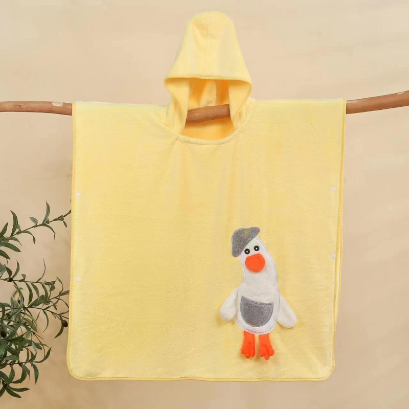 Dječji ručnik za kupanje s kapuljom od koralnog velura, sa šavom na rubu, težina 300–400 g, mogućnost personalizacije, marka Jin Lane