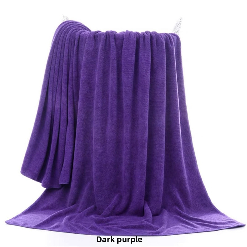 Vannas dvielis no superfīnas šķiedras, 32 pavedieni, šuves malas, svars 300–400 g, vannas/pludmales dvielis