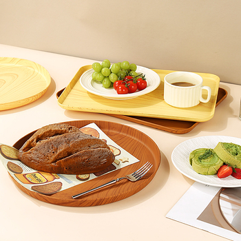 Plastmasas trauks, kvadrāta formas, rokraksta dizaina virsma, vienkrāsains raksts; logotipa druka un pielāgošana pieejama; nav piemērots mikroviļņu krāsnij