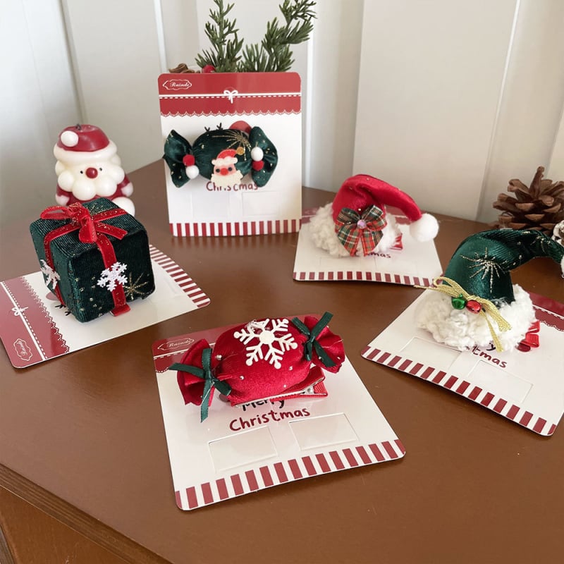 Samta matu spraudnis Ziemassvētku motīvam: sniegpārslas un Ziemassvētku vecis, sievietēm — ziemas izlaidums 2025