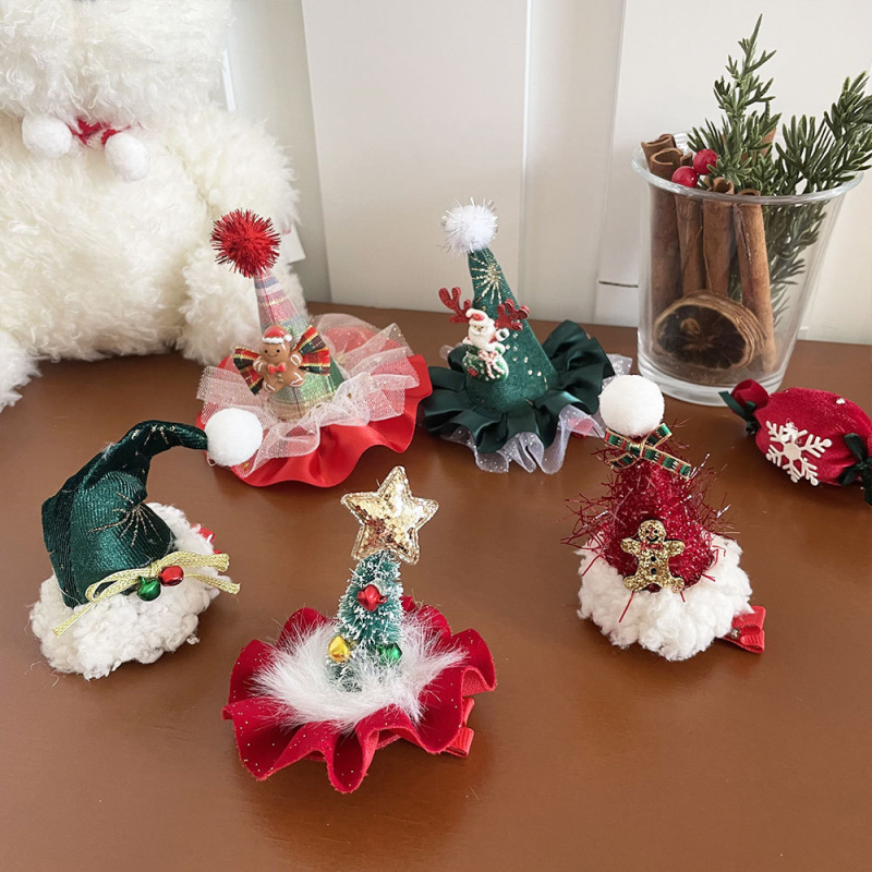 Samta matu spraudnis Ziemassvētku motīvam: sniegpārslas un Ziemassvētku vecis, sievietēm — ziemas izlaidums 2025