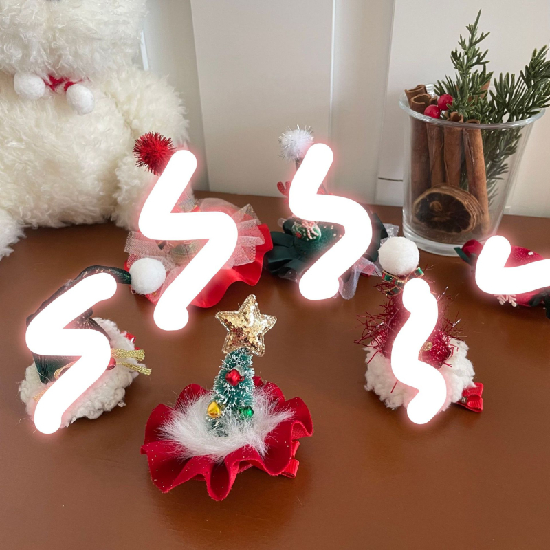 Samta matu spraudnis Ziemassvētku motīvam: sniegpārslas un Ziemassvētku vecis, sievietēm — ziemas izlaidums 2025