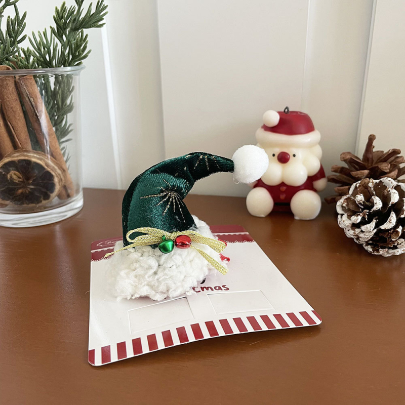 Samta matu spraudnis Ziemassvētku motīvam: sniegpārslas un Ziemassvētku vecis, sievietēm — ziemas izlaidums 2025