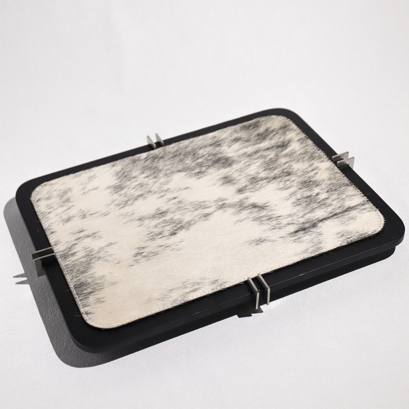 Metāla dekoratīvais trauks mājām — mūsdienīgs minimalistisks stils, ieklāta virsma, kartona iepakojums, privāto zīmolu atbalsts