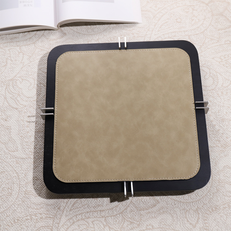 Metāla dekoratīvais trauks mājām — mūsdienīgs minimalistisks stils, ieklāta virsma, kartona iepakojums, privāto zīmolu atbalsts