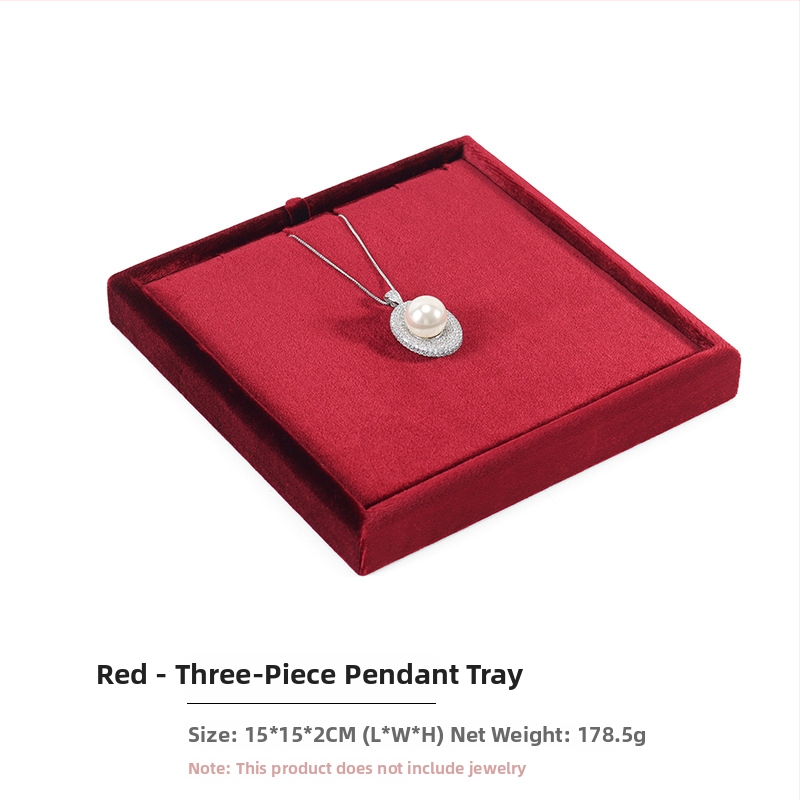 Samta juvelieru demonstrācijas paliktnis gredieniem un kaklarotām — kvadrātiska, vienlīmeņa, ekspozīcijas piederums