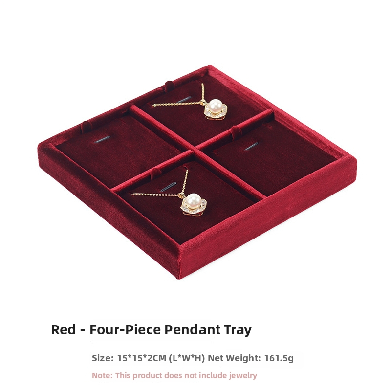 Samta juvelieru demonstrācijas paliktnis gredieniem un kaklarotām — kvadrātiska, vienlīmeņa, ekspozīcijas piederums