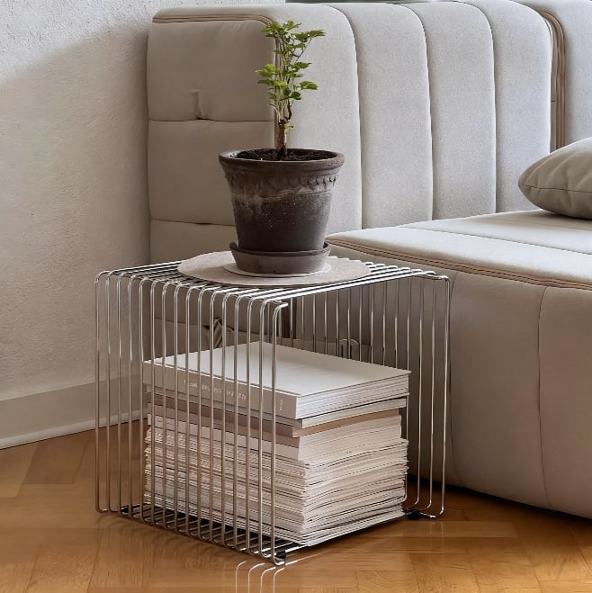 Metāla sānu galdiņš Nordic stilā ar 1 atvilktiņu, no oglekļa tērauda, pārklāts ar izturīgu krāsu, modeļa 14054