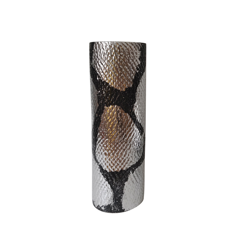 Keramikas vāze ar ķīniešu stilu; materiāls: keramika; kategorija: vāze; stils: ķīniešu.