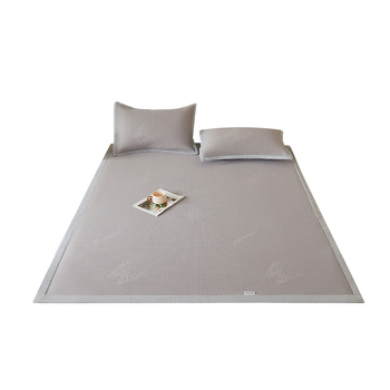 Jégselyem viszkóz rostból készült matrészett, első osztályú termék, összecsukható kialakítás, körkörös szövés