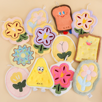 Virtuves rokas dvielis no korālā flisa, karājamies, absorbējošs, izšūts 150D (Galvenie komponenti 85, Pieskaitāmie 15)