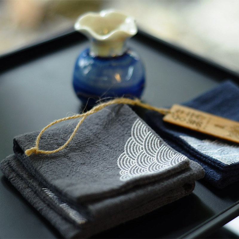 Arbatinė servetėlė, siuvinėta medvilnė, dviejų sluoksnių sugeriamas, 25 g, siuvinėjimas, džakardas, paprastas audinys, kilpos kraštas