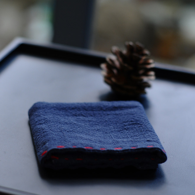 Arbatinė servetėlė, siuvinėta medvilnė, dviejų sluoksnių sugeriamas, 25 g, siuvinėjimas, džakardas, paprastas audinys, kilpos kraštas