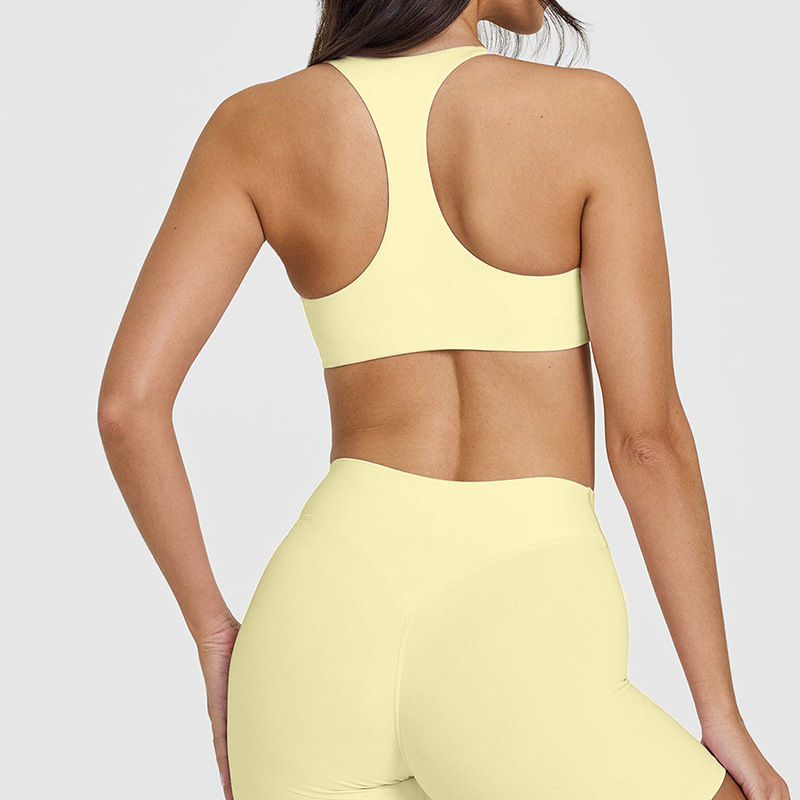 Sportski grudnjak za visoku intenzitetu, stražnji dio u obliku I, fiksirane dvostruke naramenice, glavni materijal: 75% najlon, 25% spandex; podstava: spandex 25%.