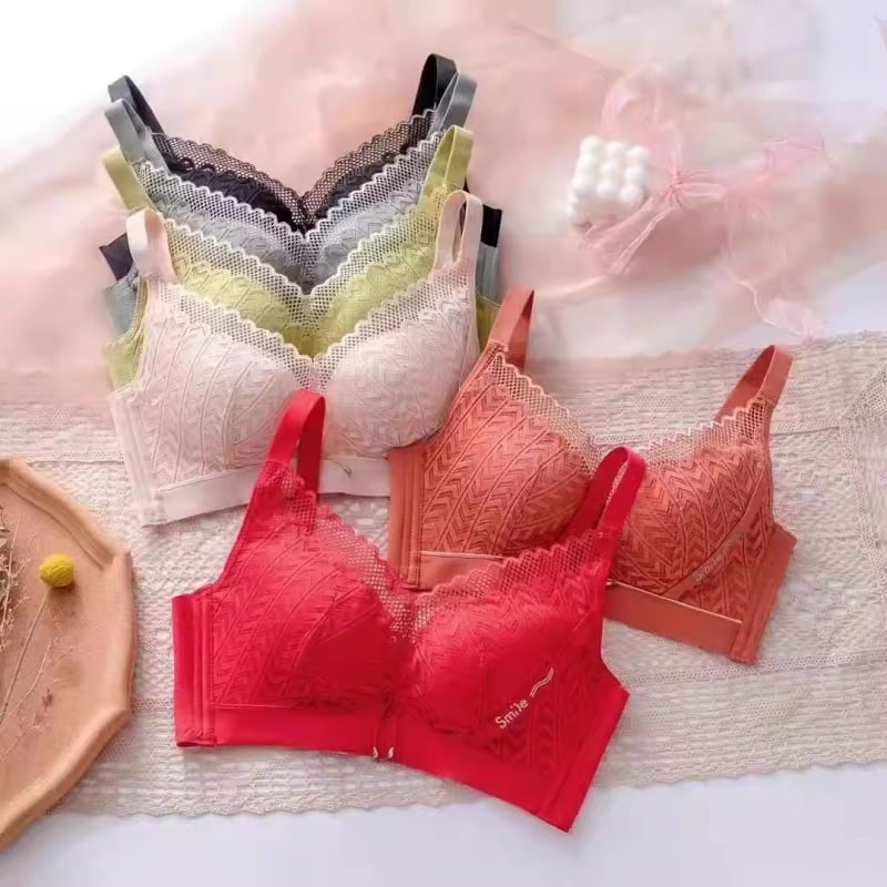 Σουτιέν διαπνέον χωρίς σύρμα, με 3/4 cup, σφουγγώδη cups, πολυεστερικό ύφασμα, πίσω κούμπωμα τεσσάρων σειρών