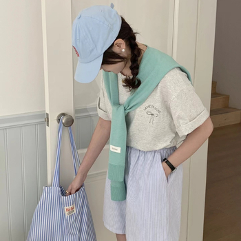 Korejski proljetno-ljetni mali kvadratni šal, mješovita vlakna, monokromatski uzorak, Jacquard tkanje, UV zaštita