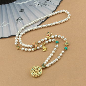 Ogrlica s ručno izrađenim bisernim lancem i privjeskom kompas od legure bakra, unisex dizajn