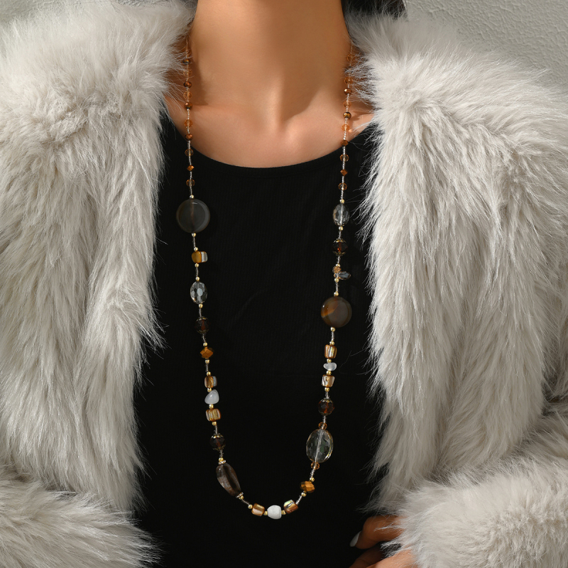 Ogrlica boho stila, dugačak dizajn s cvjetnim privjeskom; cinkova legura, elektroplatirana, duljina 41–50 cm, U-oblik, običan lanac