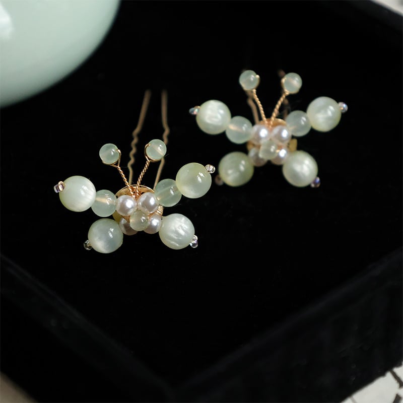 Etno stiilis juukseklips viljamotiiviga, käsitöö (Materjal: sulam; Stiil: etniline, naistele; Kujundus: puuvilja motiiv; Käsitööd; Väljalase: 2024. aasta sügis)