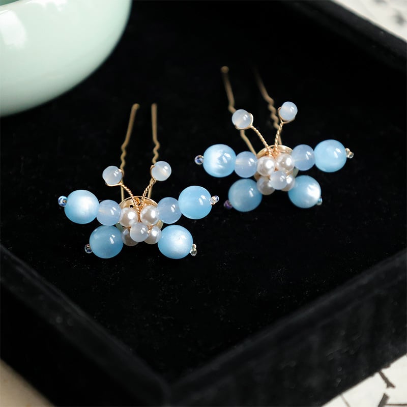 Etno stiilis juukseklips viljamotiiviga, käsitöö (Materjal: sulam; Stiil: etniline, naistele; Kujundus: puuvilja motiiv; Käsitööd; Väljalase: 2024. aasta sügis)