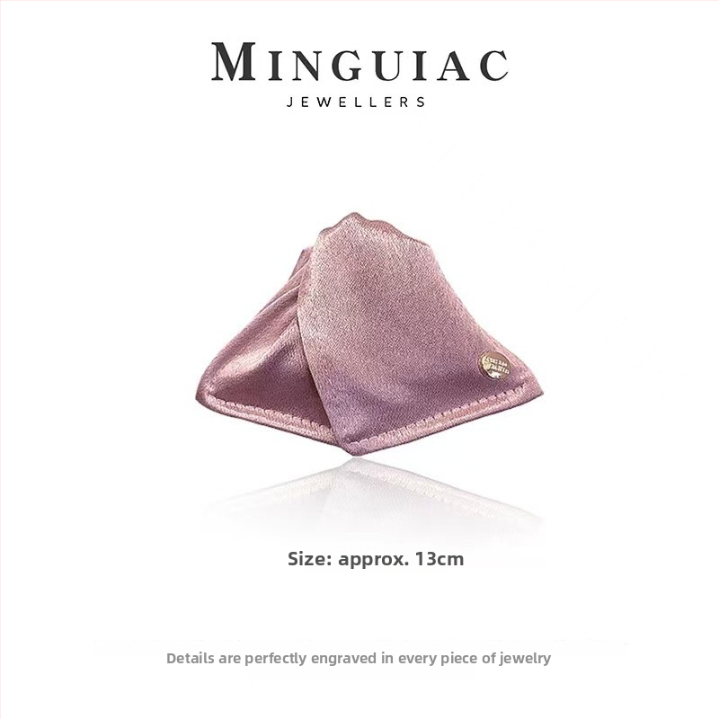 Satīna trīsstūrveida matu spraudnis sievietēm, rokdarbs, pavasaris 2025