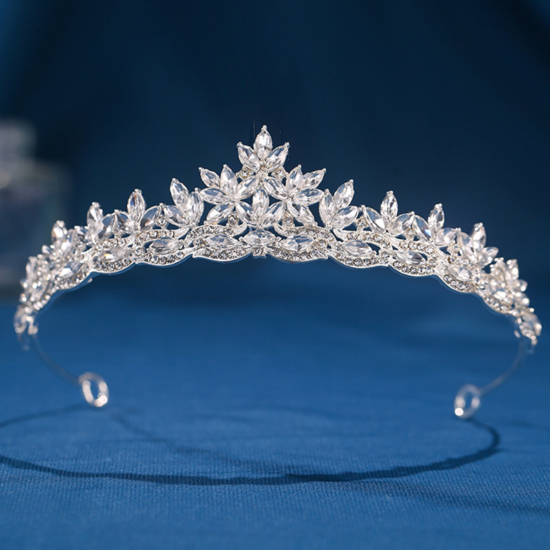 Krona Tiara - legura, elektroplatiranje, ženski dodatak za glavu, oblik krune, kristalni detalj