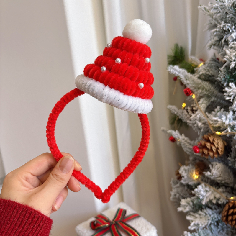 Galvas lente (plastmasas materiāls; roku darīts; karikatūras stils; svaigs un salds; rudens 2025)