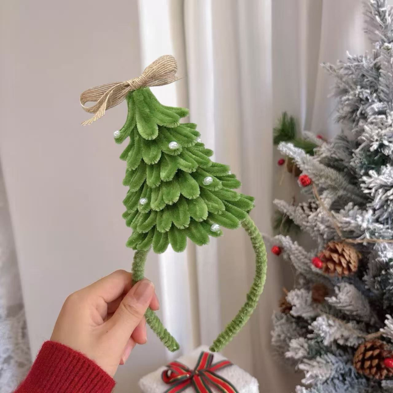 Galvas lente (plastmasas materiāls; roku darīts; karikatūras stils; svaigs un salds; rudens 2025)