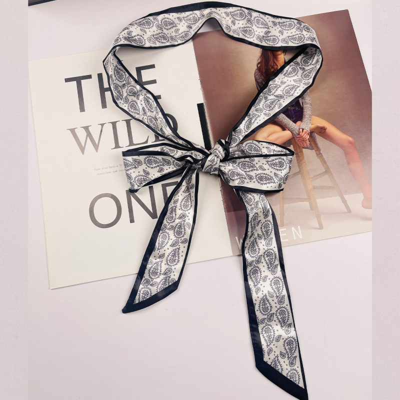 Centură lanț pentru pantaloni cu lanț metalic și eșarfă de mătase – cataramă din aliaj, închidere automată, material principal: mătase