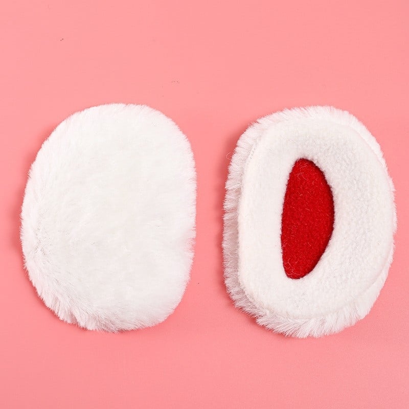 Vienā auss siltināti ausu aizsargi no trušu kažokādas, pūkaini, silti un pretvēja