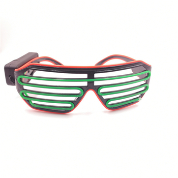 Bevieliai šviesūs akiniai – rekvizitas vakarėliams; Medžiaga: plastikas; Maitinimas: 2x1.5V AAA arba 2x7 baterijos (be baterijų); Logotipo spauda: įmanoma; Gamyba: pusiau rankinis ir pusiau mechaninis