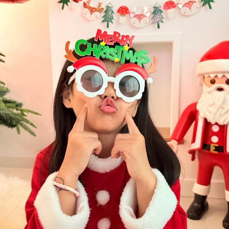 Kalėdinės vakarėlio akinės – nuotraukų rekvizitas, PET medžiaga, 3D gamyba, prekės ženklas Friendship Poetry